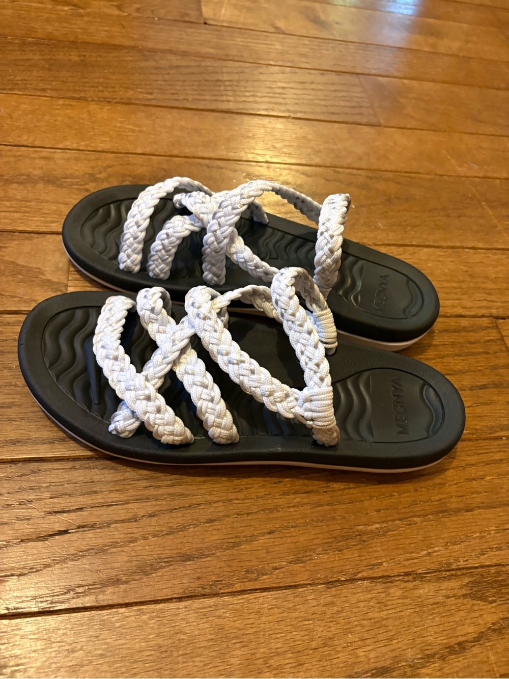 Women’s Size 10 Braided White Walking Sandals by Megnya